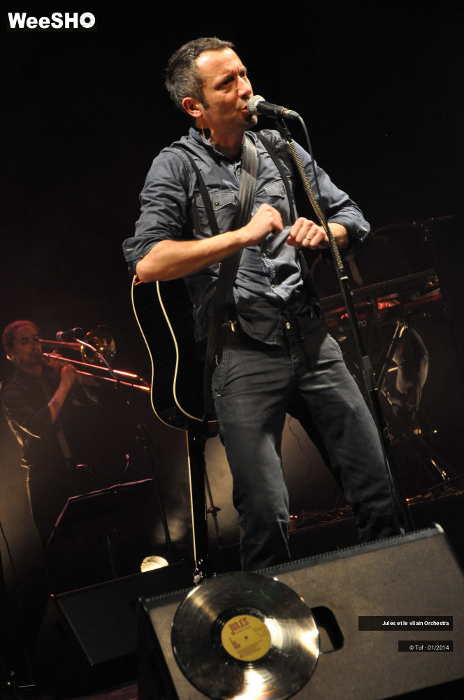 48/64 photos du spectacle Jules et le vilain Orchestra