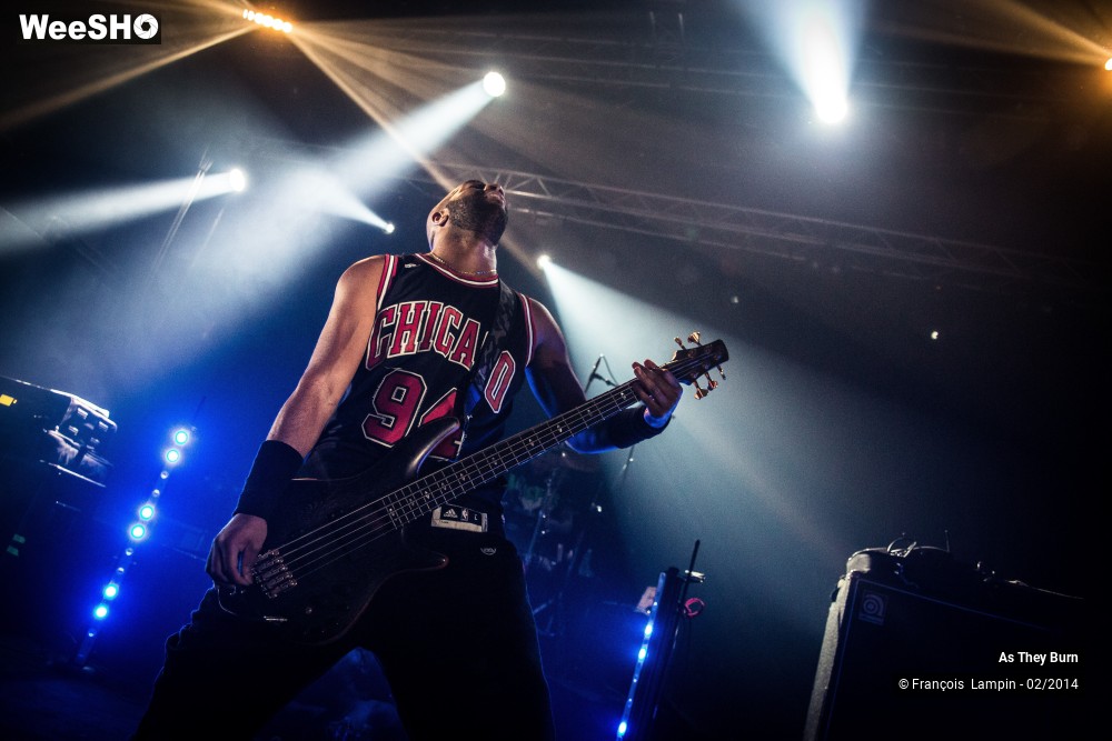 3/33 photos du spectacle As They Burn