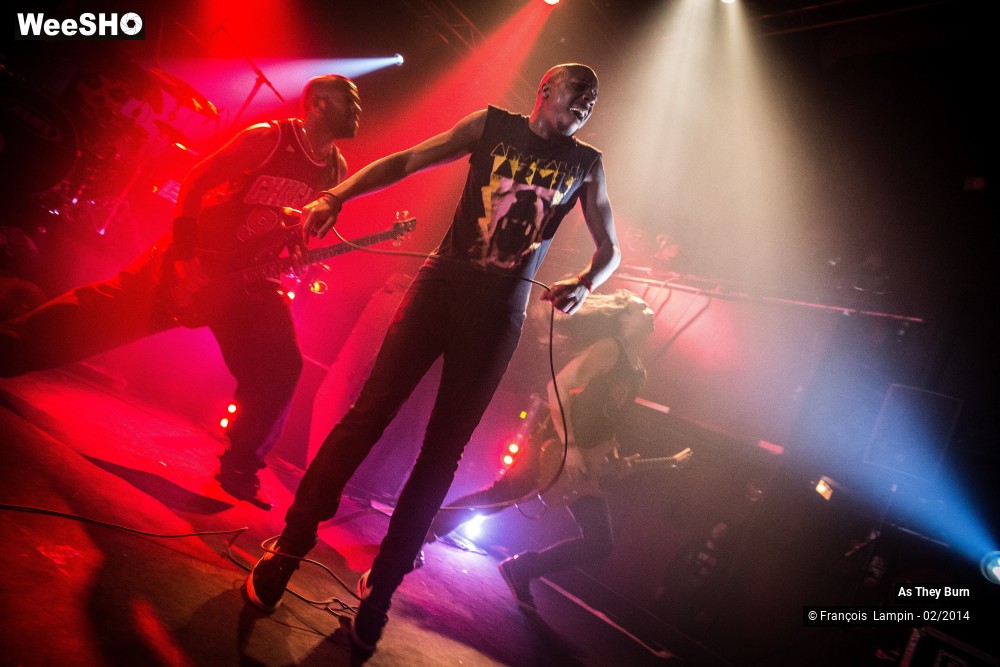 10/33 photos du spectacle As They Burn