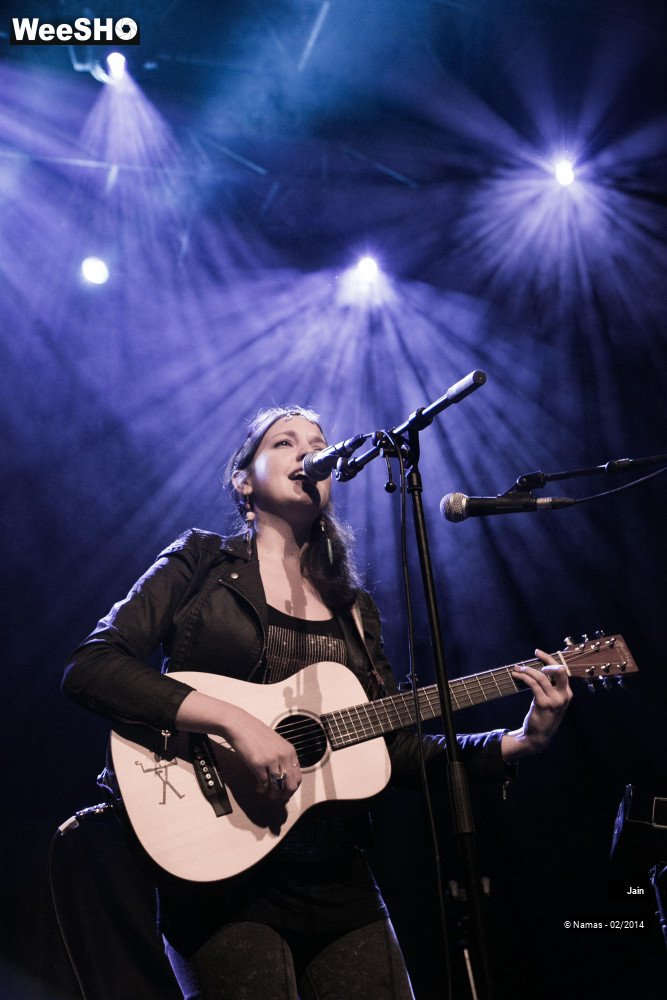 18/18 photos du spectacle Jain