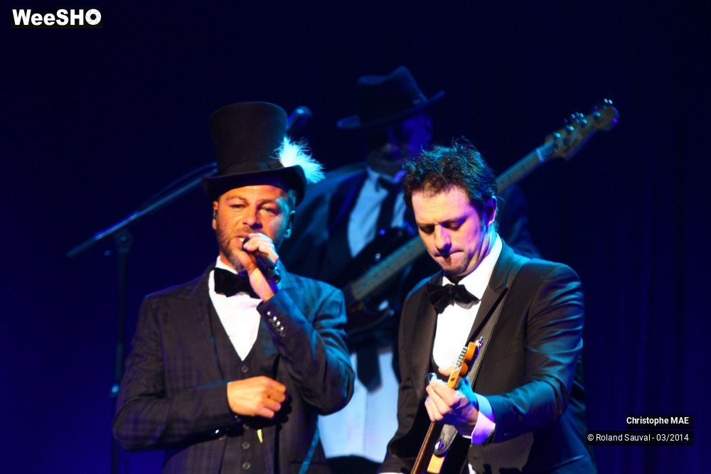 16/27 photos du spectacle Christophe Mae