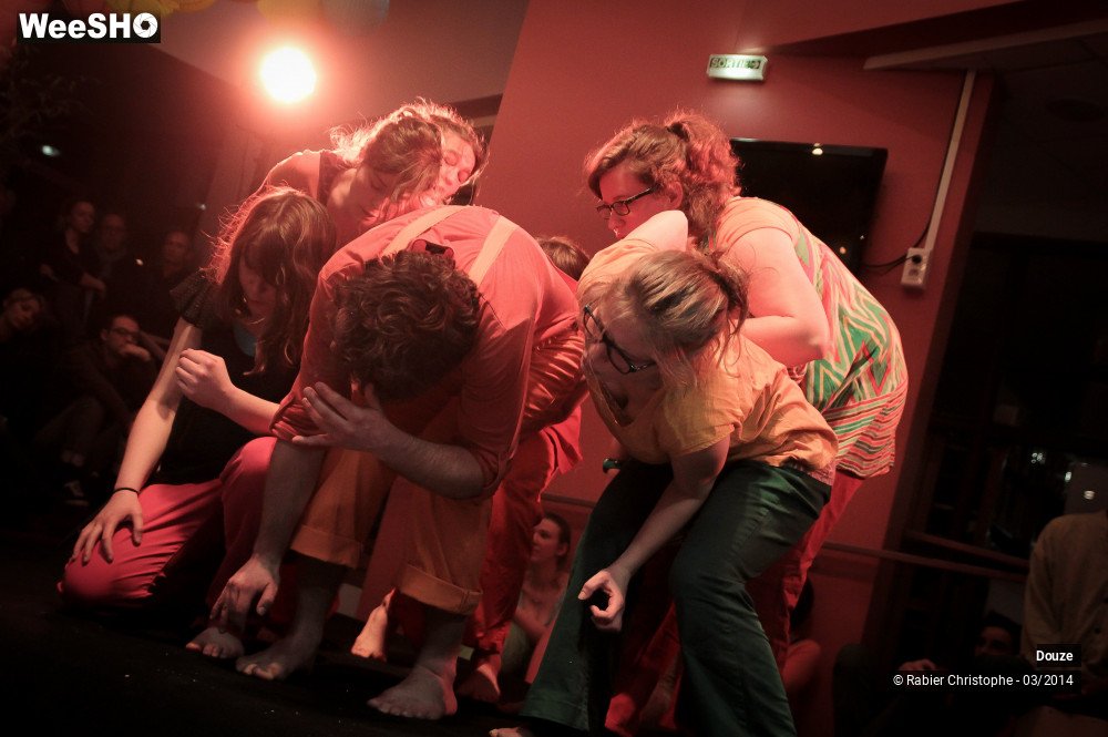 2/44 photos du spectacle Douze