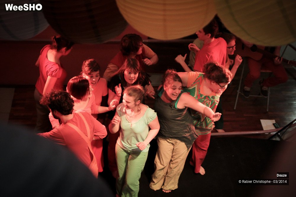 20/44 photos du spectacle Douze