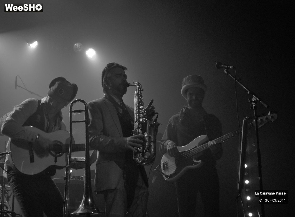 2/30 photos du spectacle La Caravane passe