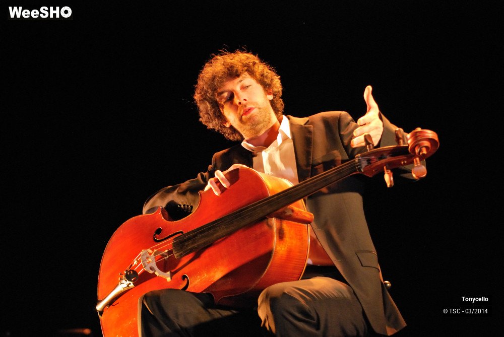 10/34 photos du spectacle Tonycello