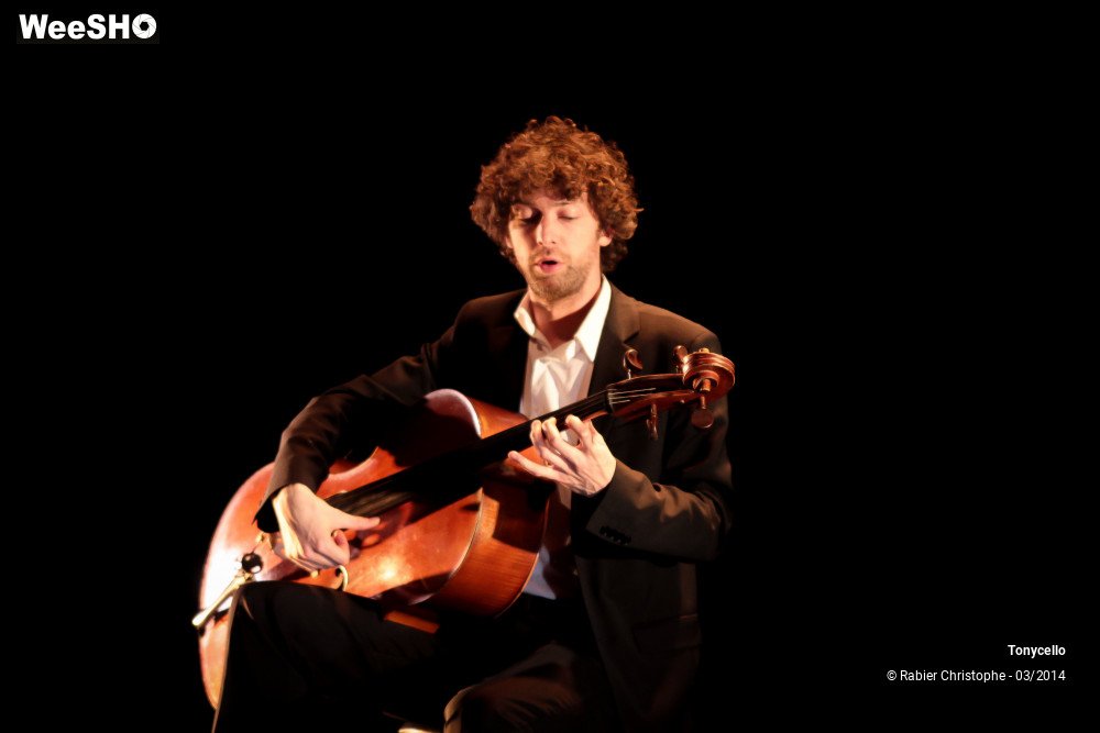 18/36 photos du spectacle Tonycello