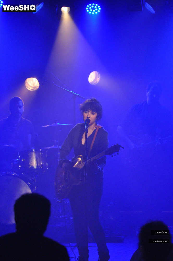 18/45 photos du spectacle Laura Cahen