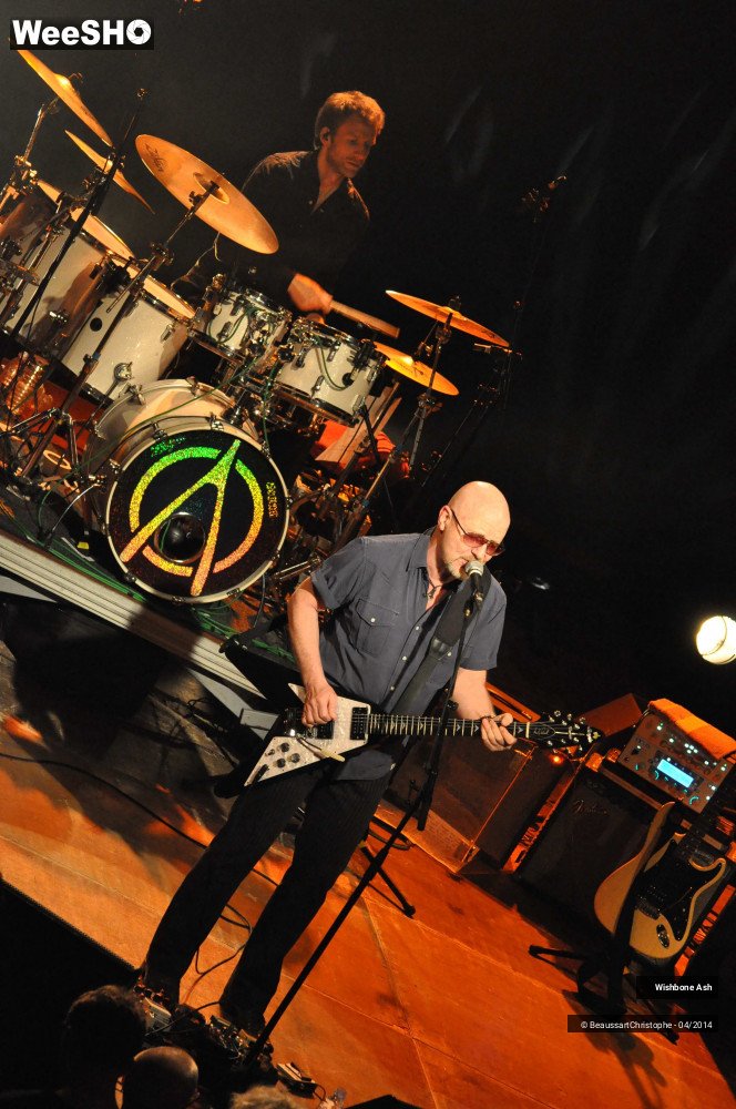 49/53 photos du spectacle Wishbone Ash
