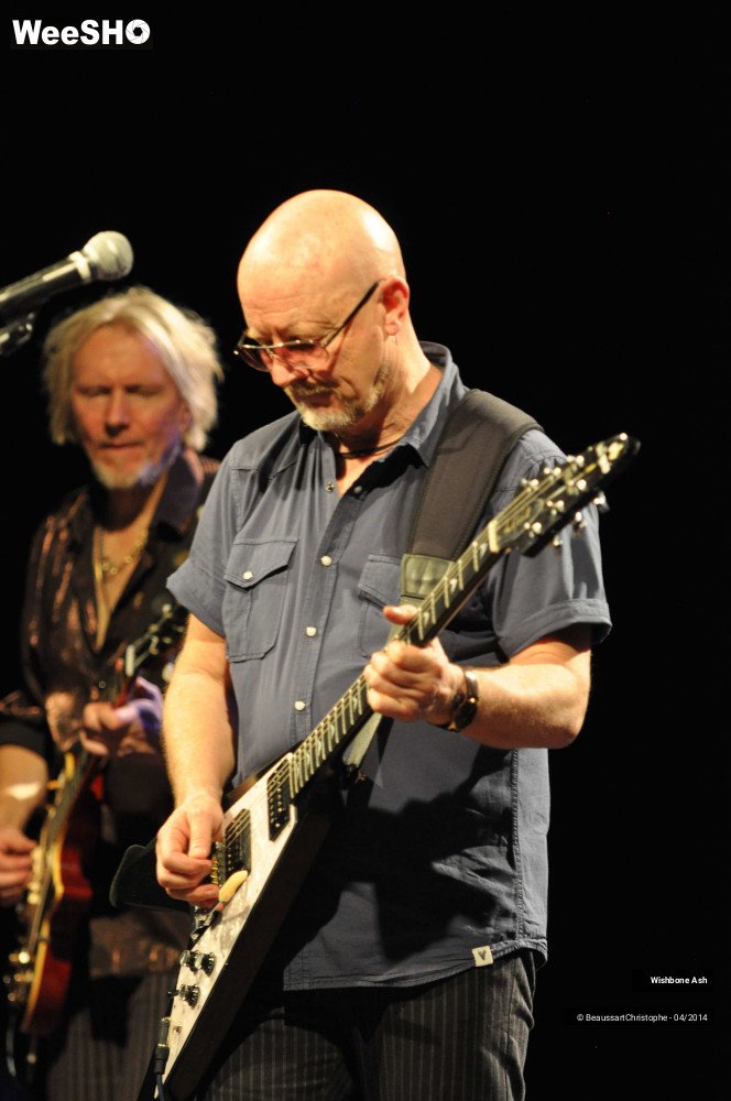 52/53 photos du spectacle Wishbone Ash