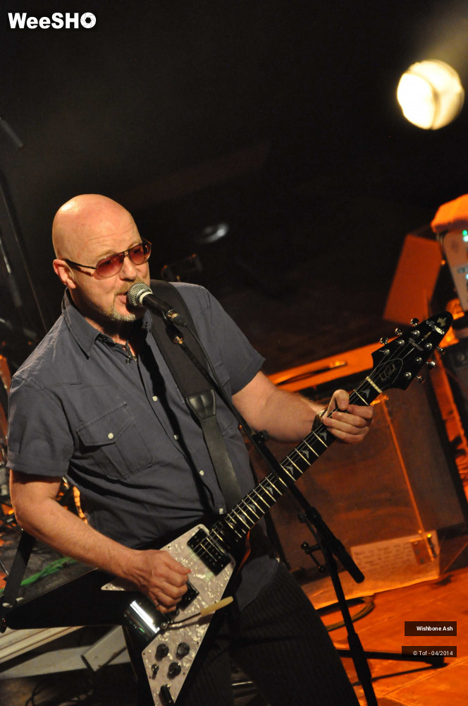 6/53 photos du spectacle Wishbone Ash