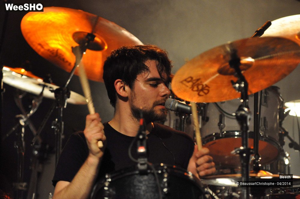 32/37 photos du spectacle Bleech