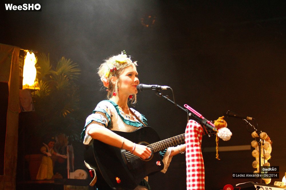 8/9 photos du spectacle Giédré