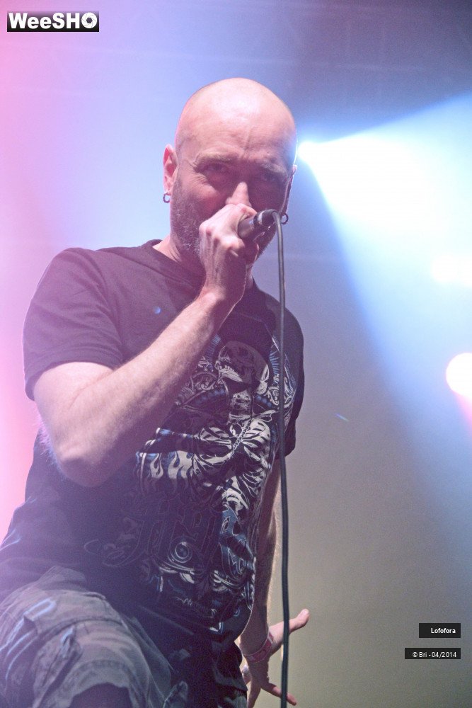 16/18 photos du spectacle Lofofora