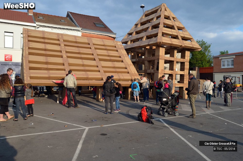 1/14 photos du spectacle Les Bâtisses Soeurs