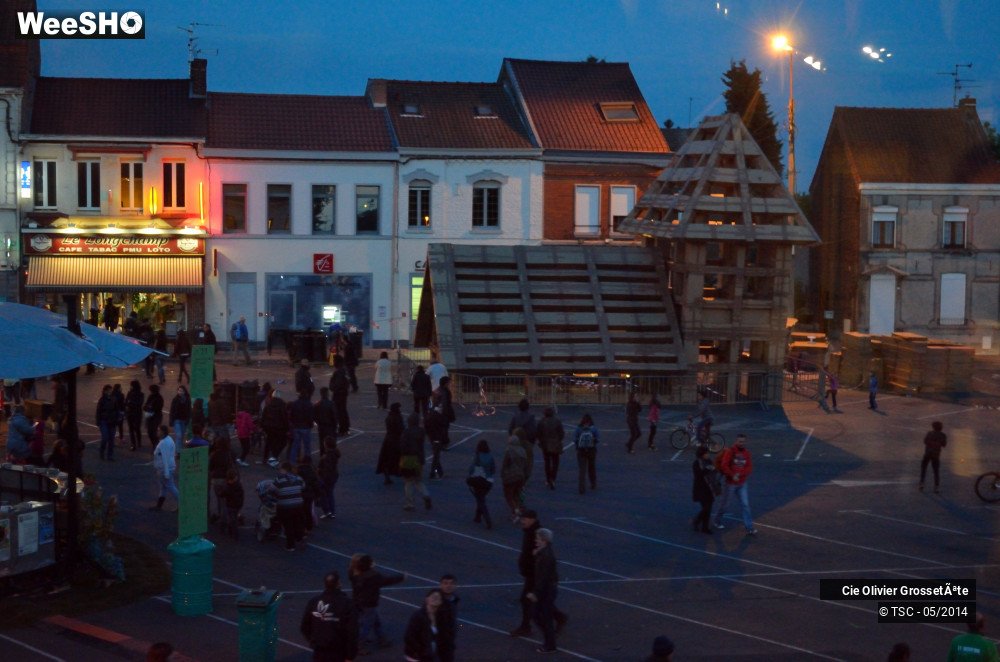 6/14 photos du spectacle Les Bâtisses Soeurs