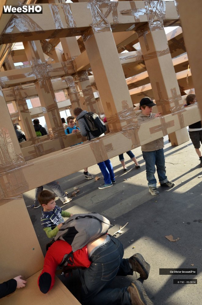 13/14 photos du spectacle Les Bâtisses Soeurs