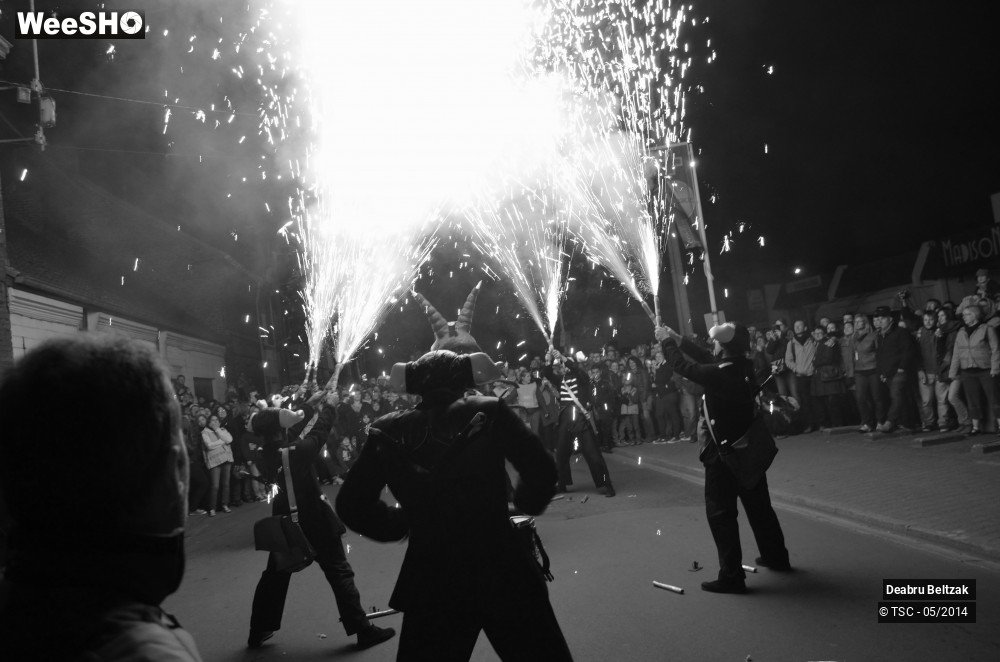 3/21 photos du spectacle Les Tambours De Feu
