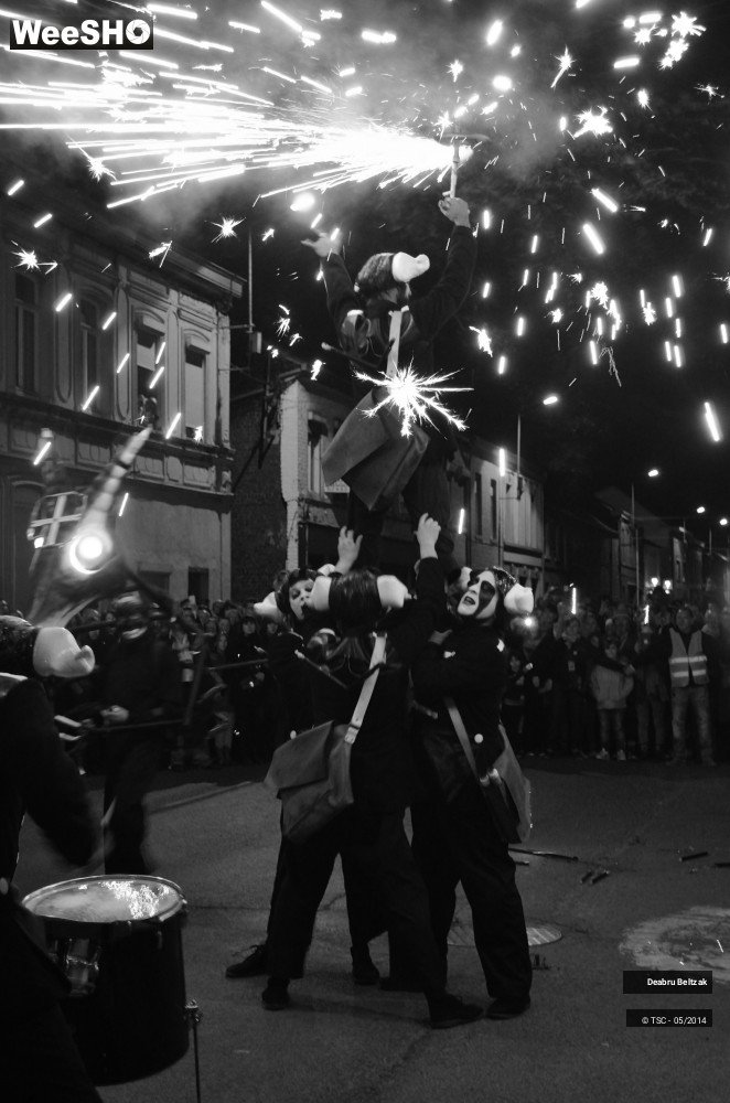 20/21 photos du spectacle Les Tambours De Feu