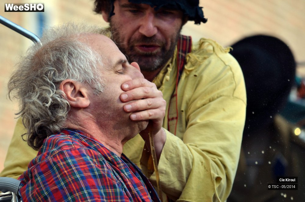14/42 photos du spectacle Jamais Jamais