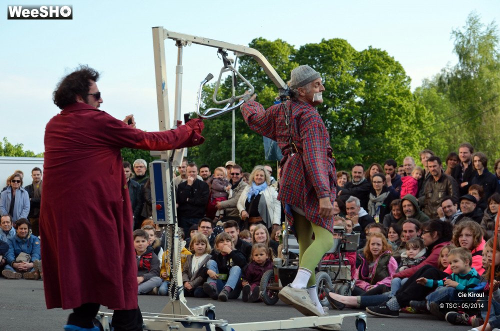 25/42 photos du spectacle Jamais Jamais