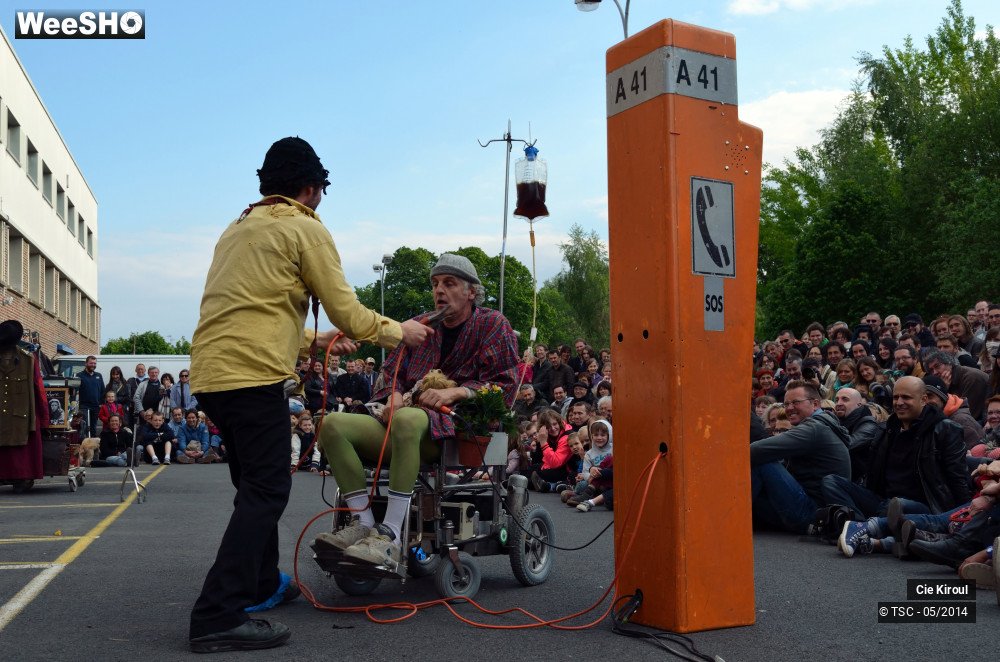 27/42 photos du spectacle Jamais Jamais