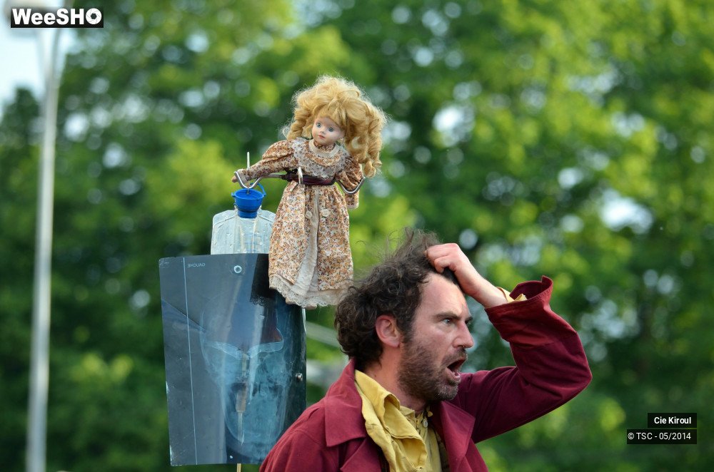 38/42 photos du spectacle Jamais Jamais