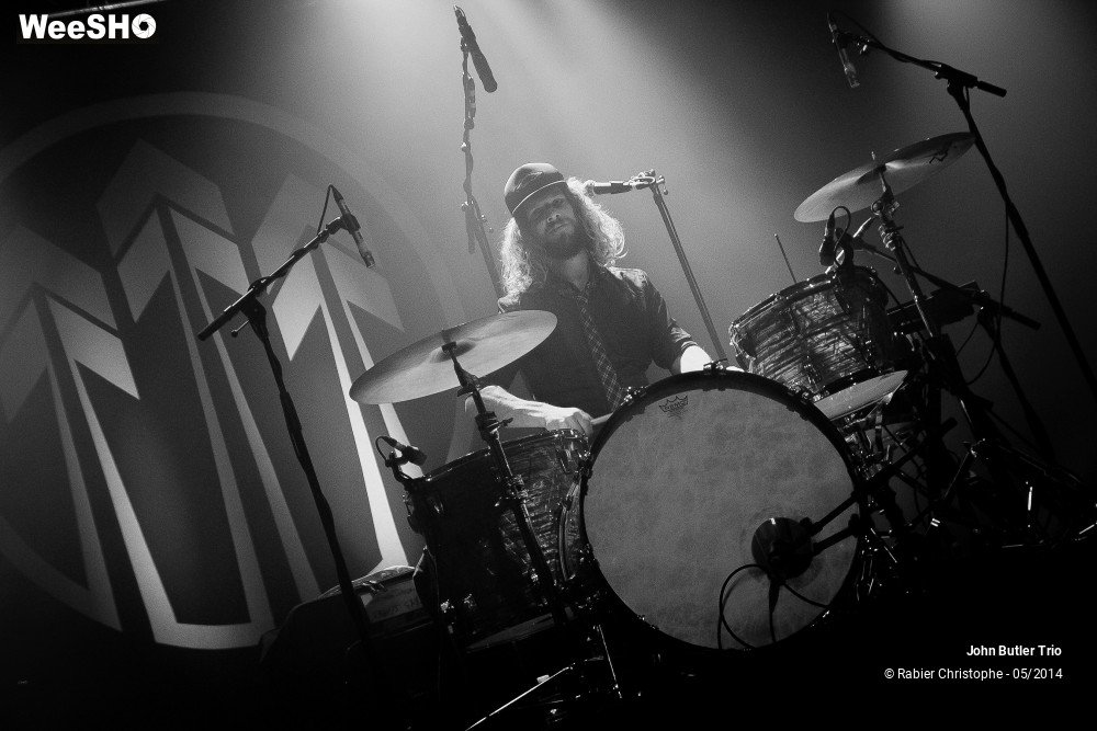 2/31 photos du spectacle John Butler Trio