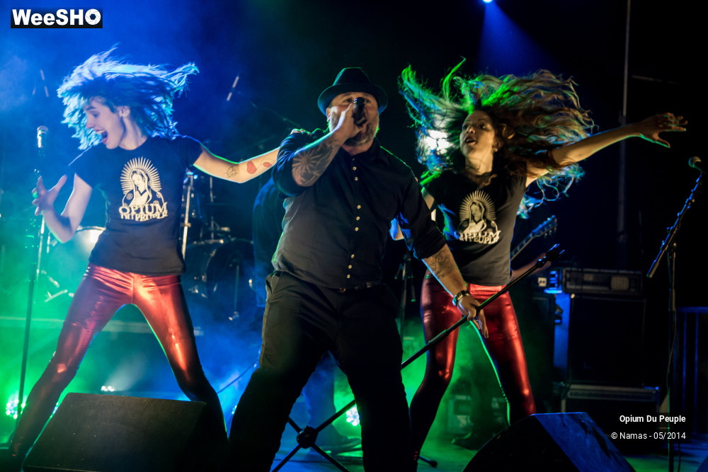 17/23 photos du spectacle Opium du Peuple