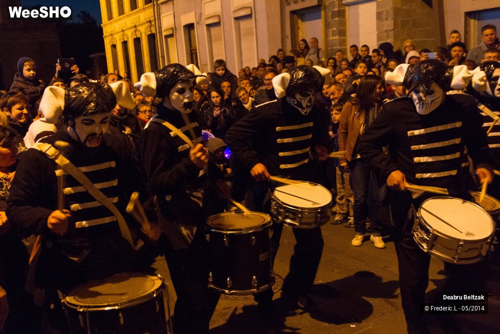 2/21 photos du spectacle Les Tambours de Feu