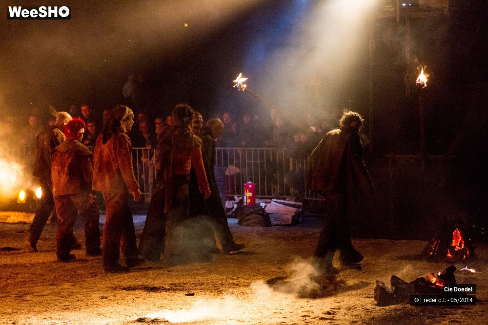 3/48 photos du spectacle La Fabrique