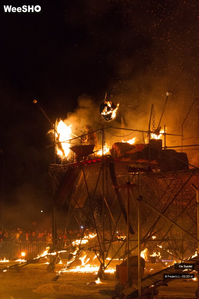 31/48 photos du spectacle La Fabrique