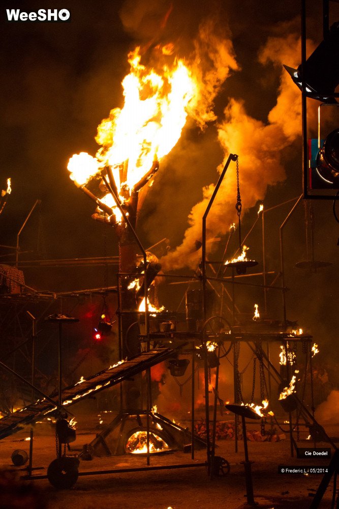 35/48 photos du spectacle La Fabrique