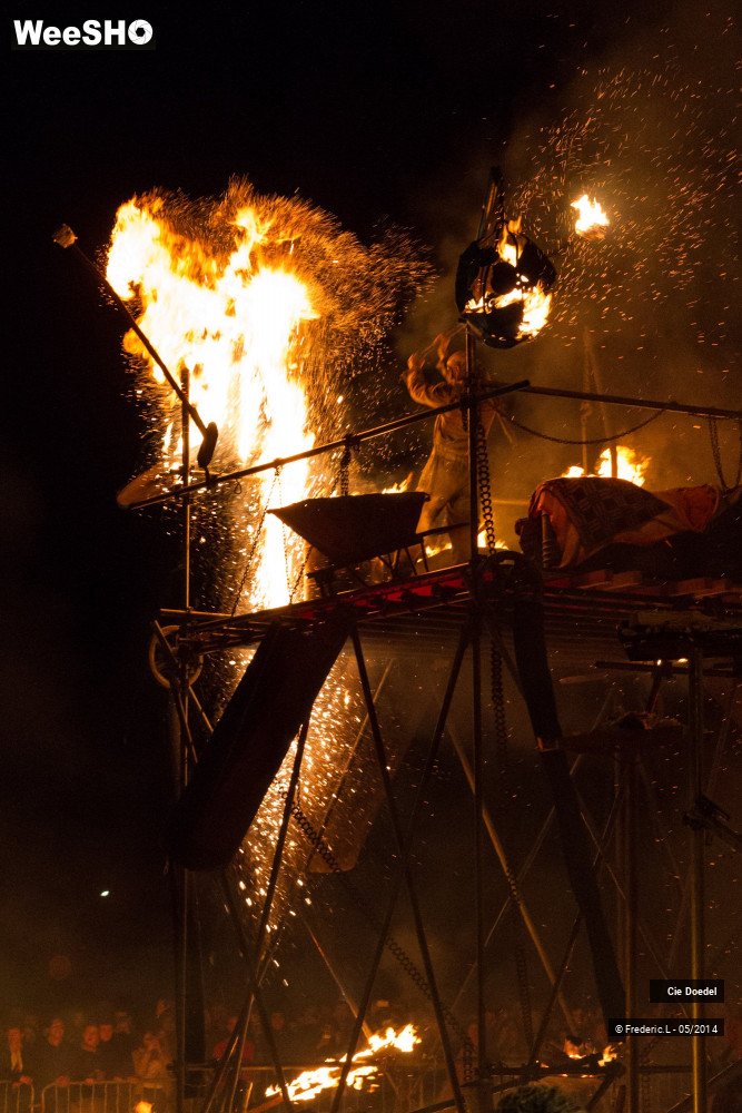 37/48 photos du spectacle La Fabrique