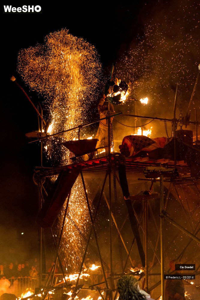 43/48 photos du spectacle La Fabrique