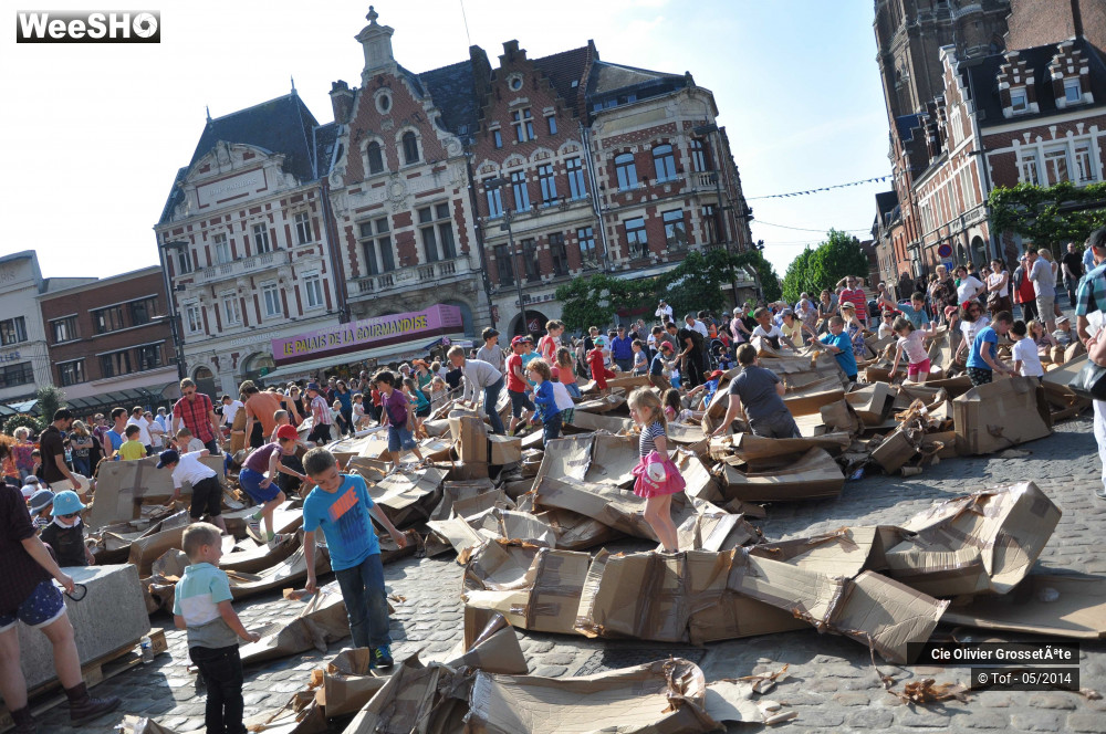 26/63 photos du spectacle La Halle aux Draps
