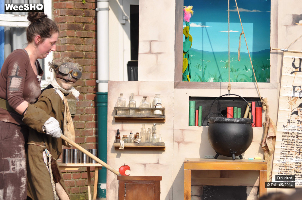 12/38 photos du spectacle The Alchimist