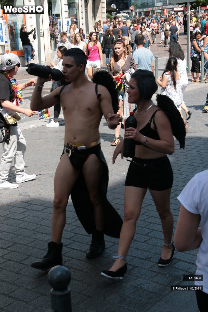 8/47 photos du spectacle Lesbian Gay Pride 2014