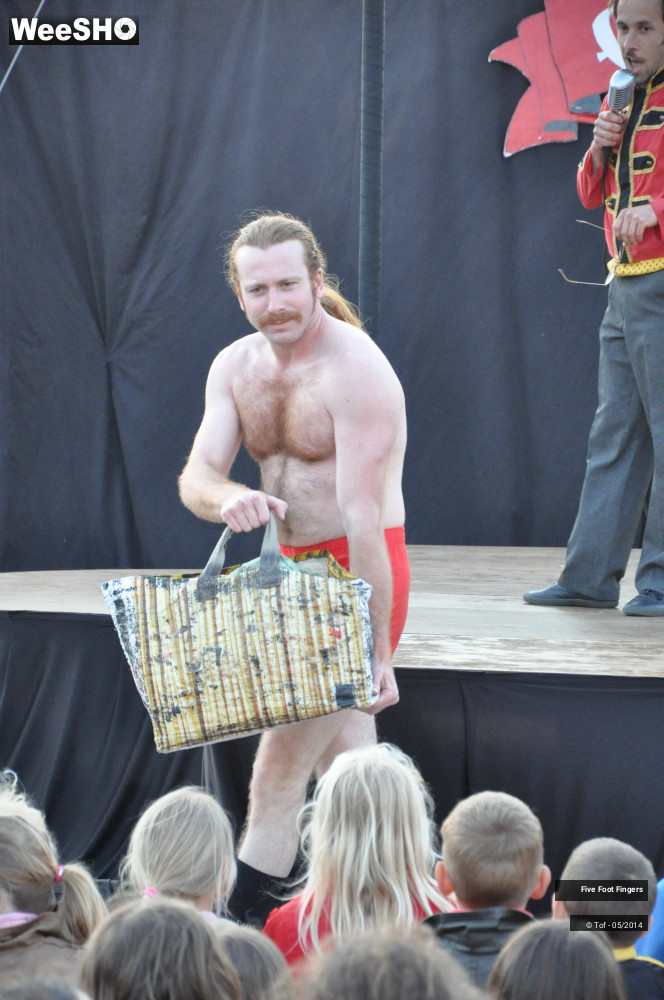 27/50 photos du spectacle En Eventail