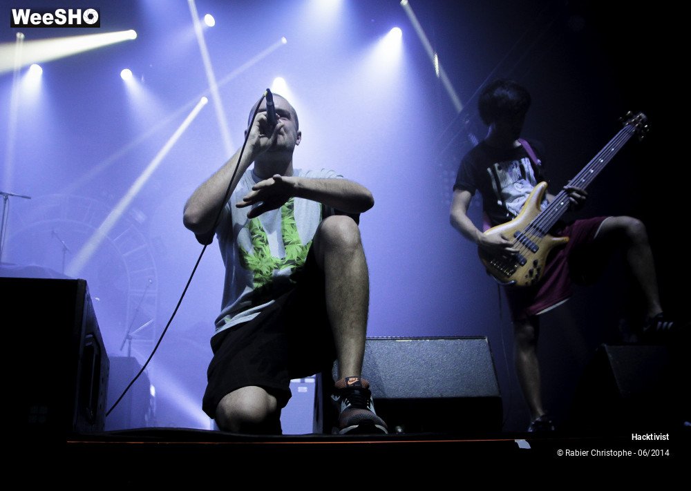 16/44 photos du spectacle Hacktivist