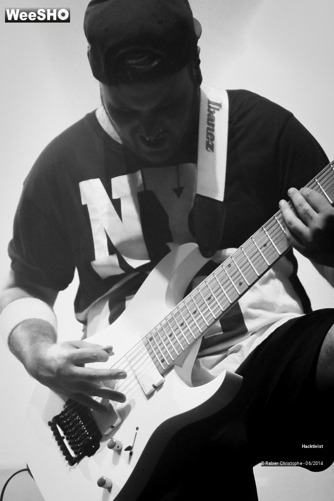 22/44 photos du spectacle Hacktivist