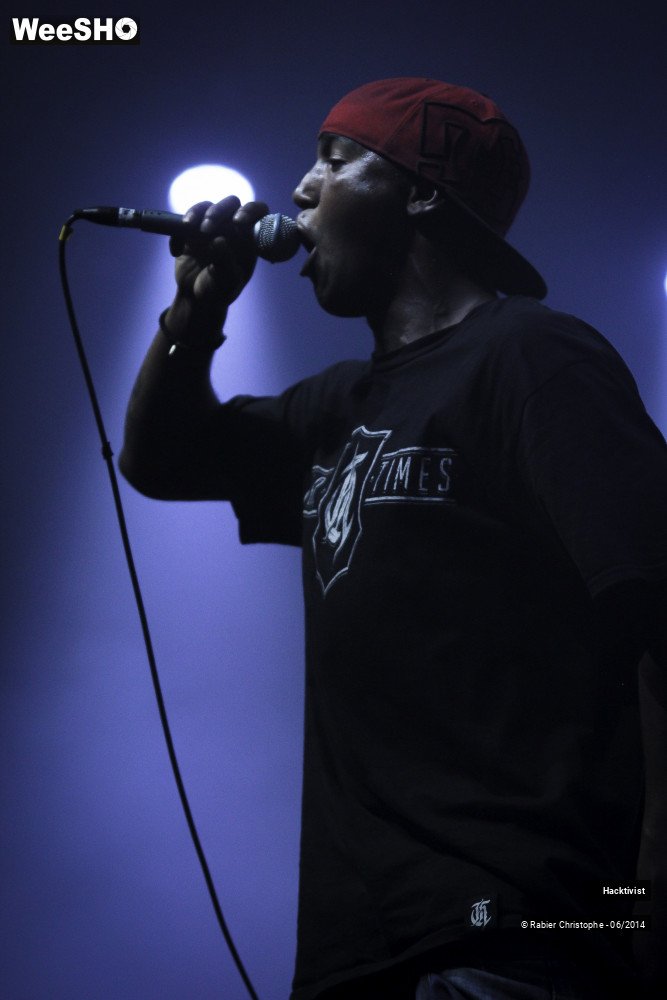 43/44 photos du spectacle Hacktivist