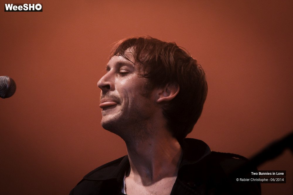 4/38 photos du spectacle Two Bunnies in Love