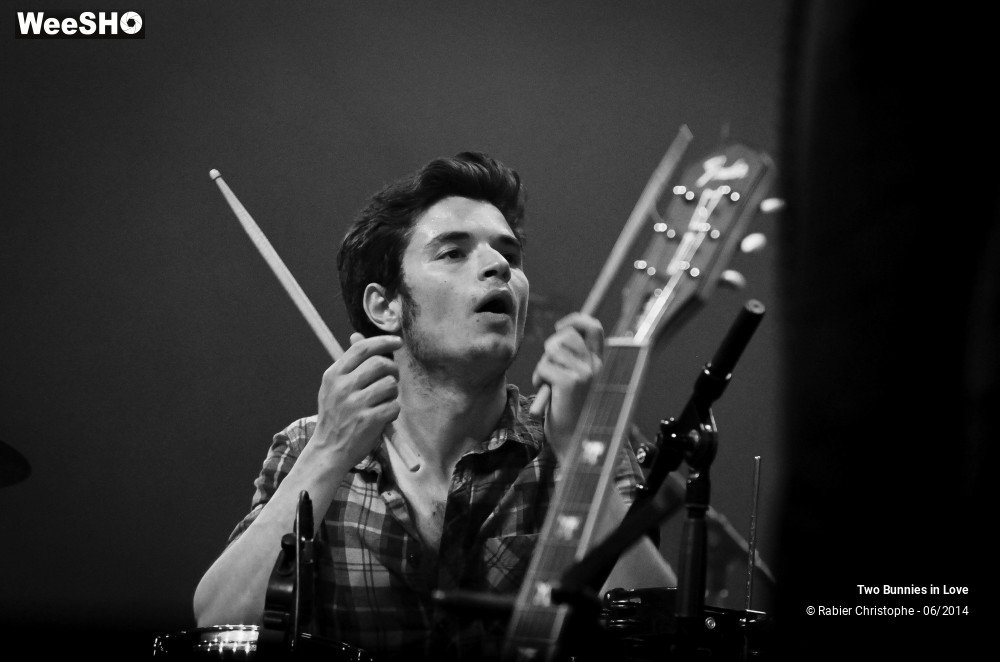 15/38 photos du spectacle Two Bunnies in Love