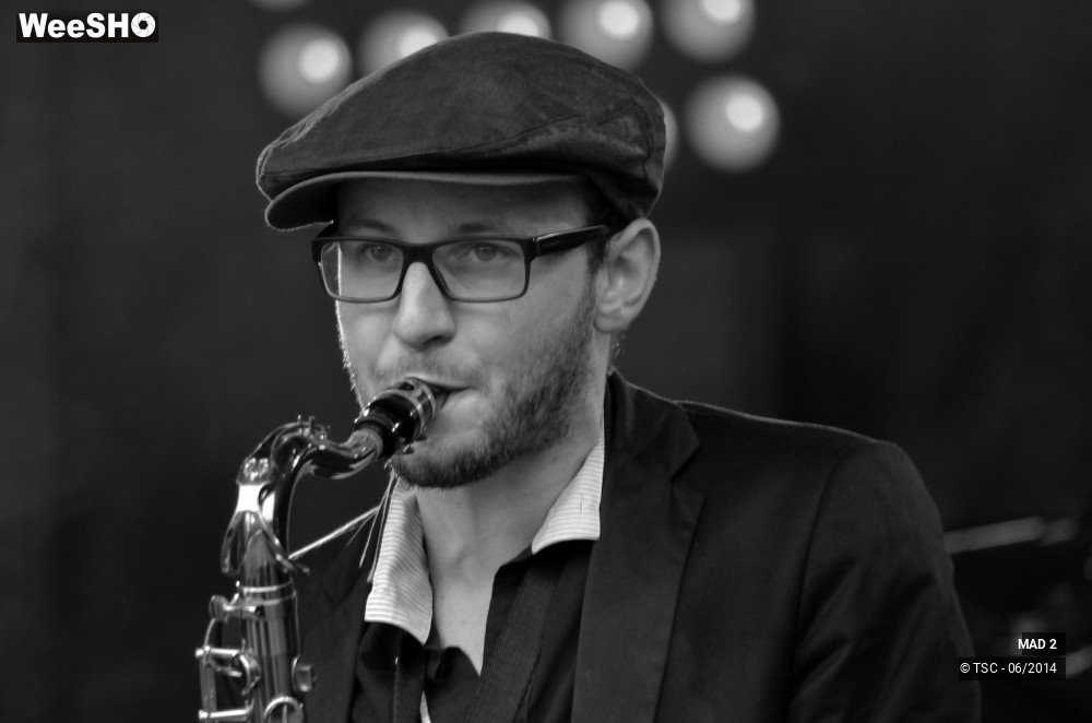 9/34 photos du spectacle MAD 2