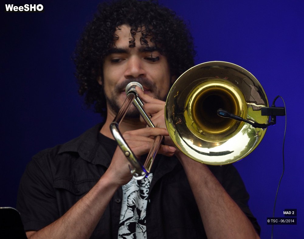 17/34 photos du spectacle MAD 2