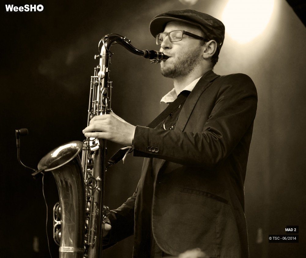 18/34 photos du spectacle MAD 2