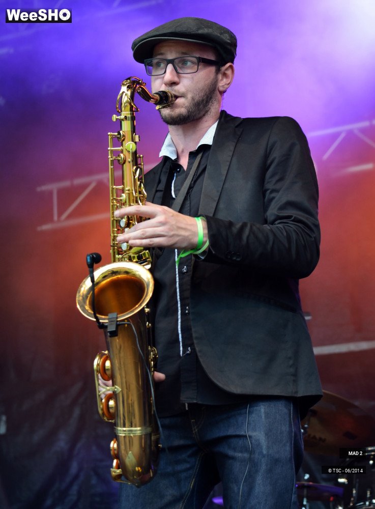 30/34 photos du spectacle MAD 2