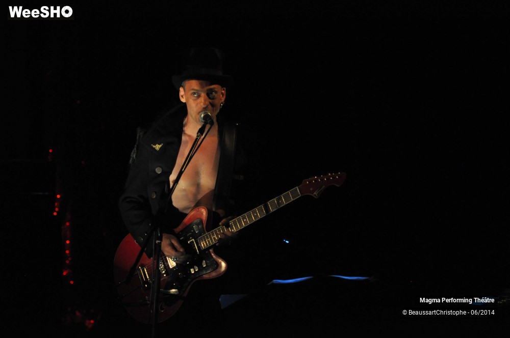 59/66 photos du spectacle Le ciel rouge n'a plus soif