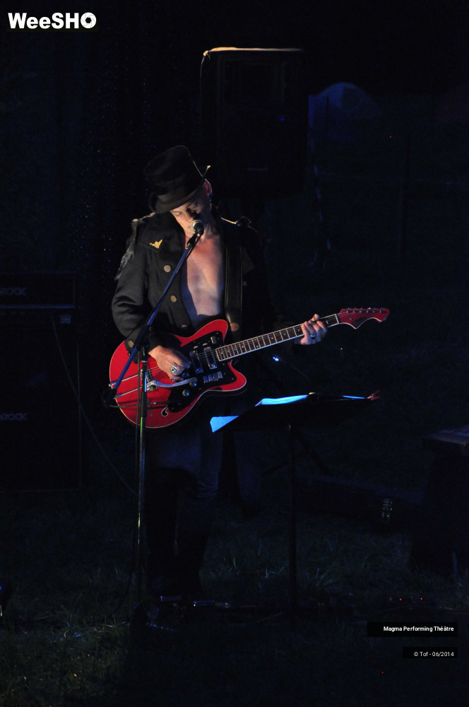 2/66 photos du spectacle Le ciel rouge n'a plus soif