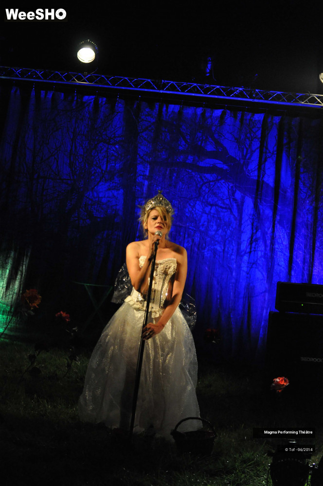 4/66 photos du spectacle Le ciel rouge n'a plus soif